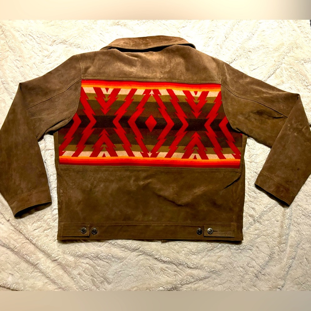 Pendleton Woolen Mills Aztec Style Jacket. Size Medium. Never worn.